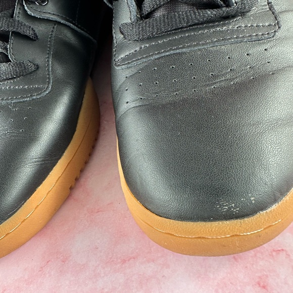 Reebok Classic Men's Workout Low Fashion Sneakers Size 13 - Picture 3 of 15